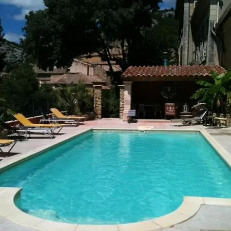 La Recreation Guest house